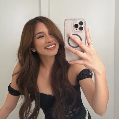 DO YOU LOVE ME OR NOT?
YES, I LOVE YOU
YIS TAINA GALING