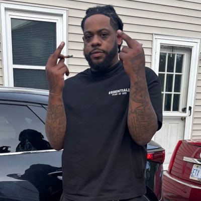 Don’t Believe What You Hear 👂🏾 Believe Half Of What You See 👁️ Michigan Raised Me 🥷🏽🫀 #DyingBreed #RIPQ #RIPUNKY