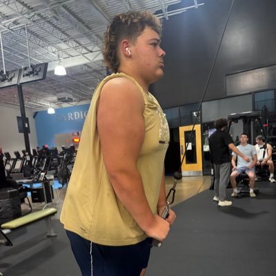 Tucker Aubin Profile
