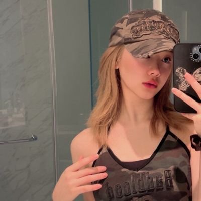 namenanaaaaaaa's profile picture. 任何让你开心的事情。