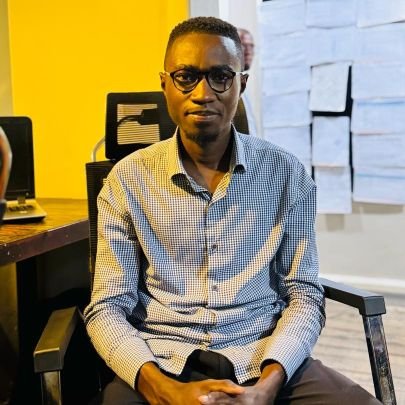 JeanLucKashindi's profile picture. Ingénieur informatique, axé  en administration et optimisation de bases de données et architecture algorithmique et en modélisation de systèmes numériques(appli