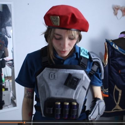 Angie_rainbow_'s profile picture. Streams en Twitch jugando Valorant y Lolsito: AngieRainbow_💜
Videos en Youtube 🔴 de Diseño de Modas, crafting y Cosplays 🎨
💌 contacto.AngieRainbow@gmail.com