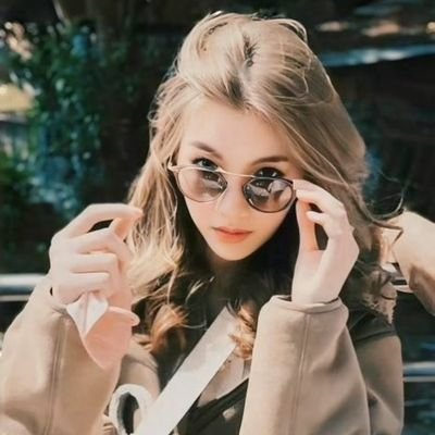 Fan account : Support for #LingOrm #LinglingKwong #OrmKornnaphat : หัวใจของตะวันไอร่า🌞🌛 🔭รัตติกาลที่รัก✨ ทิวากรยอดดวงใจ💐ไออุ่นกรุ่นรัก🎋🌹🌌🌇🌃🗼