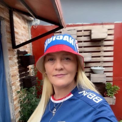 SilDieguez1031's profile picture. Mamá de Nacho y Fede 🇺🇾 Enfermera Psicología Laboral Hincha del bolso ,En x pensante de la vida 👀 Viajera Cuando juega Nacional ❤️