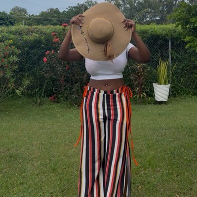 M.D__A public diary. locs content?🙂↕️ ➡️ https://t.co/OJW5Y7p7jt 😁ig: @k_k_art__