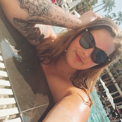 Mehr als nur Bilder – echte Nähe & heißer Content. ✨ Nur für dich!