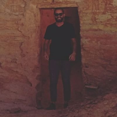 YoucefMedd31739's profile picture. 