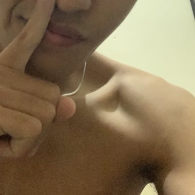 rifqial28's profile picture. 