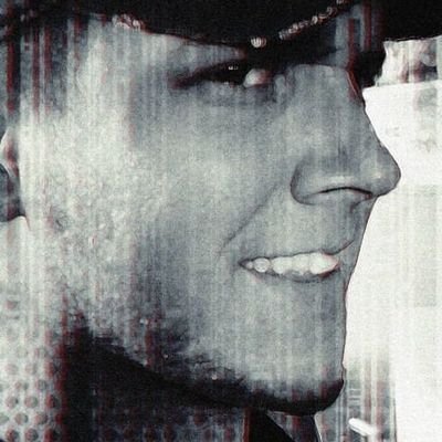 RetronicGaming's profile picture. 