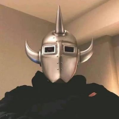 kk364775802's profile picture. 三言两语介绍不了我.