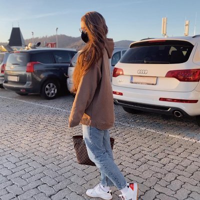 In life, peaceful love is more soothing than financial wealth, Travel enthusiast✈️ , ⛳ , 🎿. Friends are the second family., Owner of a fragile heart 🌊