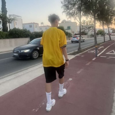 vibinsqt's profile picture. 💔💔