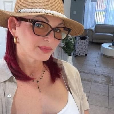 VictoriaLi96963's profile picture. Sol Playa y Arena✨💋💋