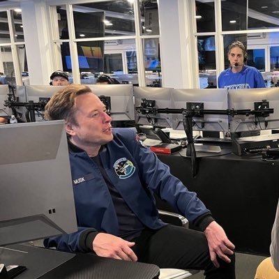 group_elon's profile picture. 