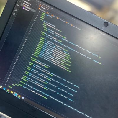Learning to code from scratch 🚀 | Frontend focused (HTML, CSS, JS) | Documenting the journey to becoming a full-stack dev 👨🏾💻