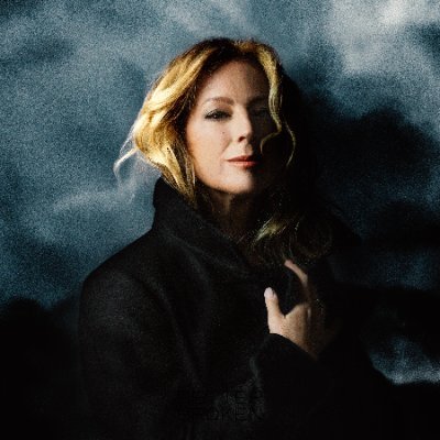 Singer, songwriter, mom, humanitarian.
The new album Better Broken out Sep 19.
https://t.co/XHdteiidTN