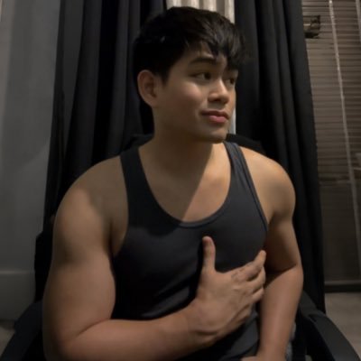 saint_thadeus's profile picture. On hiatus. Busy minding my own business.