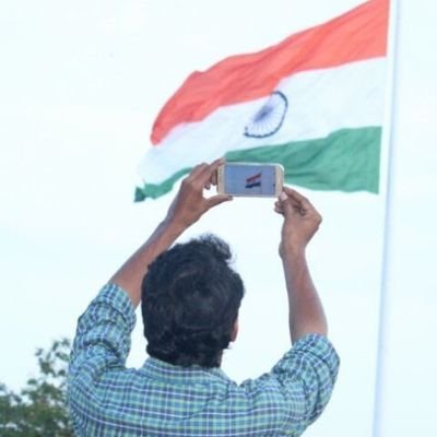 visitrajureddy's profile picture. https://t.co/Ni8DBlXDP1  Pls use this link for emergency blood requirement.
#TelanganaWithKCR #TRSism #SRH #OrangeArmy
