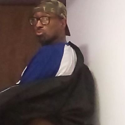 UbiQuitousAiM's profile picture. An oral nudist who gets my booty blasted by unusually large dick.