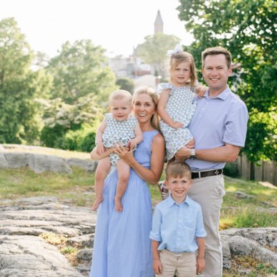 @DRWTrading | co-founded @Lightelligence and @ArtLifting | minivan driver