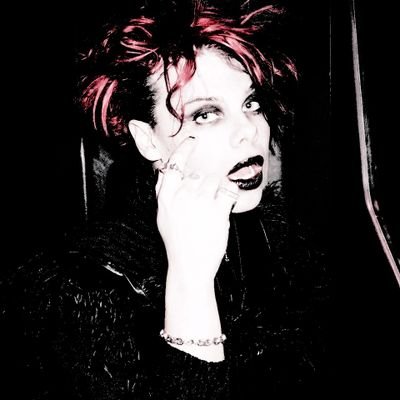 CROWNEINGJEWEL's profile picture. 𝘑𝘶𝘴𝘵 𝘢𝘯𝘰𝘵𝘩𝘦𝘳 𝘥𝘳𝘰𝘱 𝘰𝘧 𝘣𝘭𝘰𝘰𝘥 𝘐 𝘣𝘭𝘦𝘦𝘥, 𝒇𝒐𝒓 𝒚𝒐𝒖 ~

||#RP #OC #Fake #SupermanRP #DCRP #MDNI