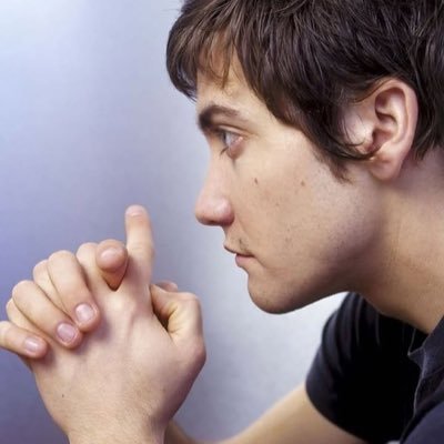 sirpreso's profile picture. to me tremendo de RAIVA pq fui reprovado no exército brasileiro do roblox por ter corrido sem querer