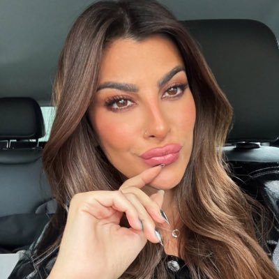 Amo acompanhar futebol reality show, novelas e o mundo do dos famosos 💖
