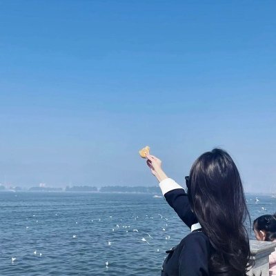 Nikolsowers's profile picture. I am woman of my own words❤