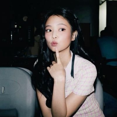 ebe_jennie's profile picture. JENNIE
Rubies&Jensetter🫶💋