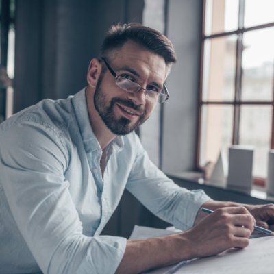 Building wealth through smart U.S. stock investing.