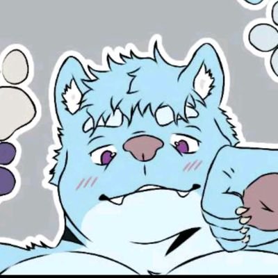 tiene_1iq's profile picture. A