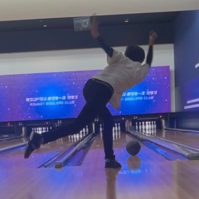 reanda0403's profile picture. UVERworld/ブルアカ/巨人/ランニング/ボウリング UVERcup 39’09” フルマラソン現在サブ3.5目標　ブルアカ：ヒナちゃん好き好き侍 巨人：戸郷ちゃんと門脇くん推し