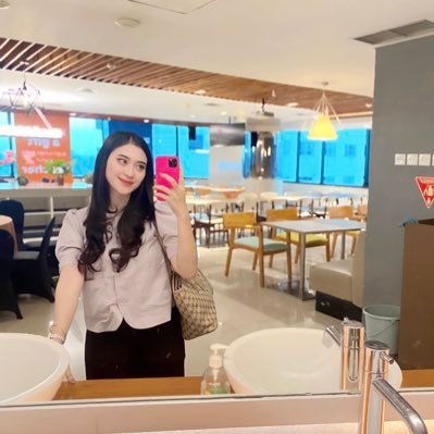 Darimasa22's profile picture. Ig : mshamiranda 
Thread : marshaivomiranda