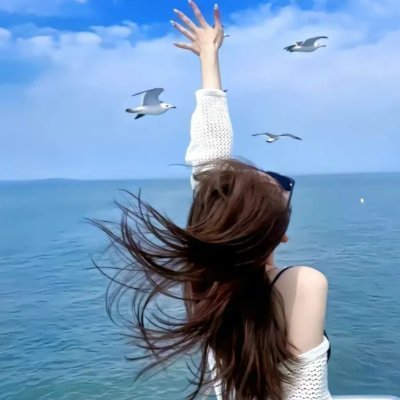 Mnuokenz's profile picture. Some of the most beautiful chapters
start with the courage to turn the page. 📖🌅