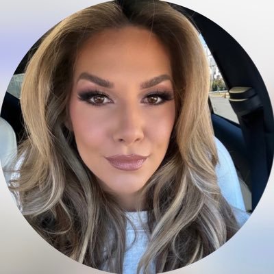 Digital creator.. America first 🇺🇸…Officialcourtneynielson@gmail.com…