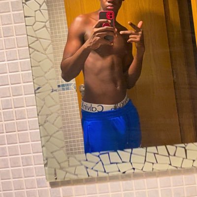 POPRA__'s profile picture. Chico-descubriendo este maravilloso mundo 😏 valencia📌 MD