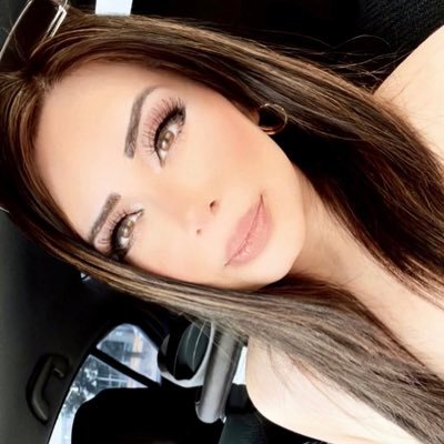 Jessica52444347's profile picture. Trained Anthropologist + Investor