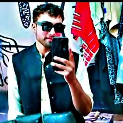 FarhanFani5586's profile picture. Help others to make your life easier 😊🙂