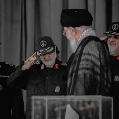 در عشق اگر چه منزل آخر شهادت است
تکلیف اول است شهیدانه زیستن