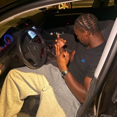 emiratisx's profile picture. I would be funded this year 400k trust me