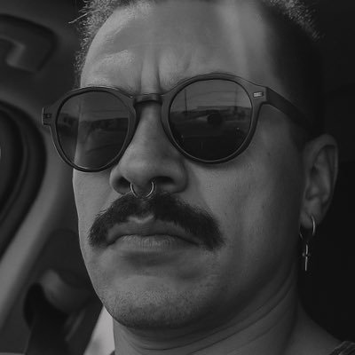 Roosdigo's profile picture. Aqui sem papas na língua e sem trava nos dedos!!!   ROOSDIGO SEM CENSURA Entre trancos e barrancos, sigo me levantando.