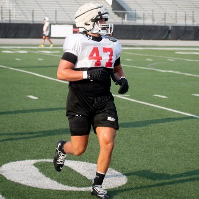 Lee County Highschool | C/O of 2027 | position:FB/RB/TE | 5,11 220lbs | Student athlete | 3.5 gpa | @tylerhenderson380@gmail.com