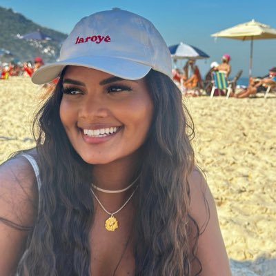 Um mel misturado com dendê ✨Instagram: cellacampos02