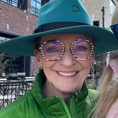 Red4faith4ever's profile picture. 🇺🇸🇺🇦🇮🇪🏳️‍🌈🇨🇦😎keepin it simple, life is short. Be kind♥️Marathons 4 L& L Rescued THE man of my dreams, Yoda, terrier♥️ CU Buffalos! Bills Baby!