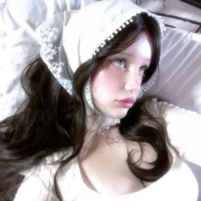 feelingslu's profile picture. 