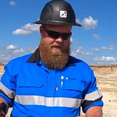 my name is Phillip am mining engineering from UK work at Chester mining company in south African
love ❤️, care, helping out those that are in need ❤️