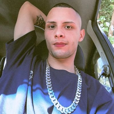 melloo_jr's profile picture. 