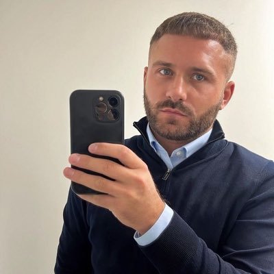 lonmusk992's profile picture. ✝️ —You learn more from failure than from success— Nature lover🏝️🌅🌆