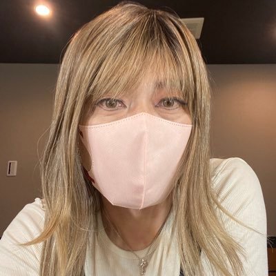 半世紀男で生きてきて2024年年末に女装を始める😄自分からはなかなか声掛けれない人見知りですが声かけてもらって話し出すとおしゃべりさんになっちゃいます😆 ⚠️特技は1回会った人の顔を覚えてる、なんとなく話した内容も覚えてる。なのでよく怖がられる😭💦誰か見つけてくれるかなぁ〜🥰🤗💕