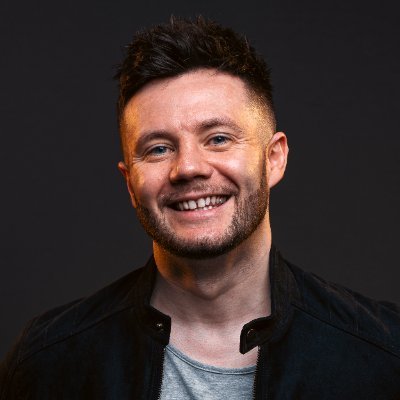 📡 Host of BBC Comedy Panel Show ‘Sound Mate’
🎭 Comedian
✍️🏻 Writer
📹 Creator